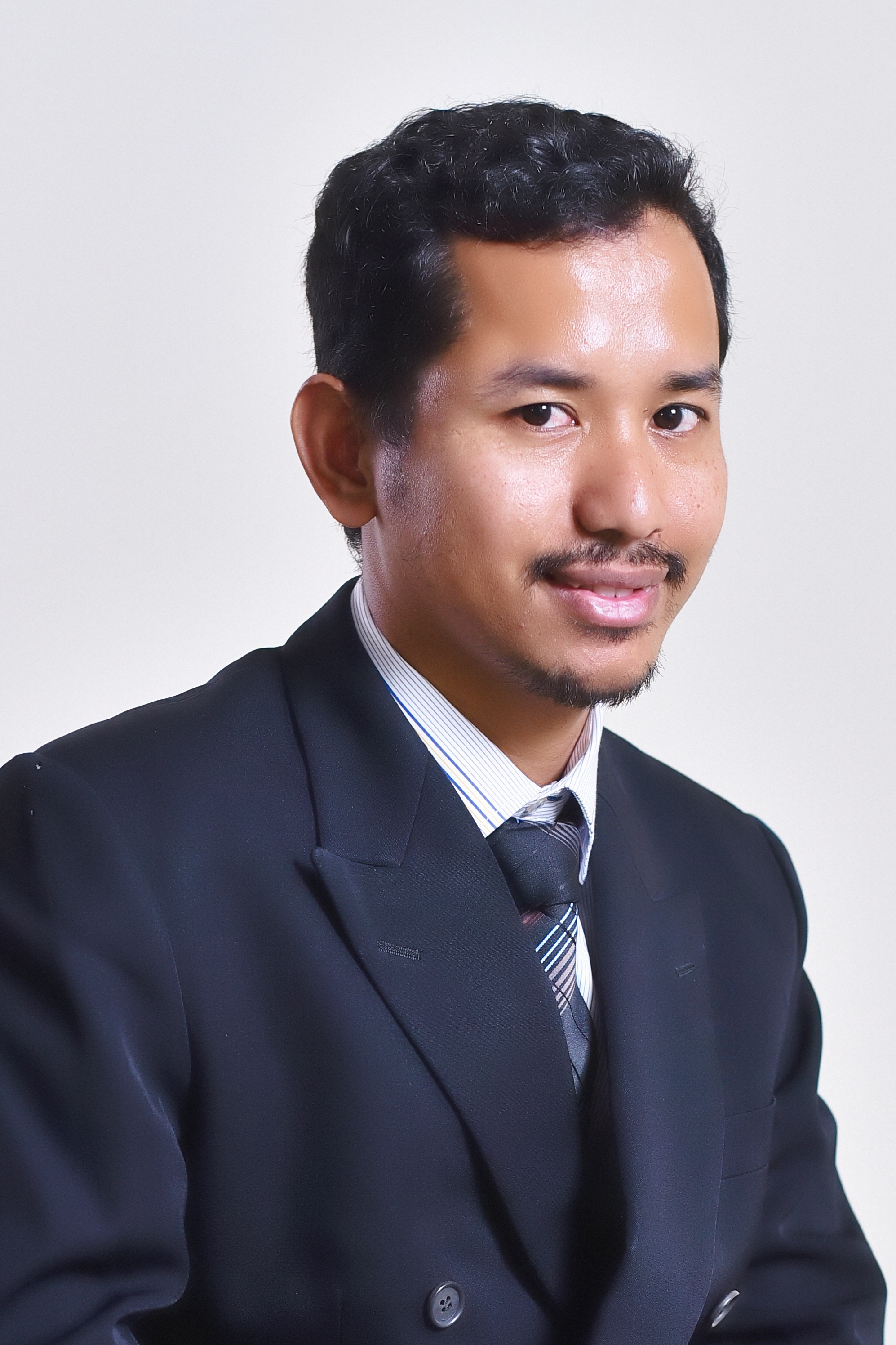 Dr Mohd Mahadi Bin Halim